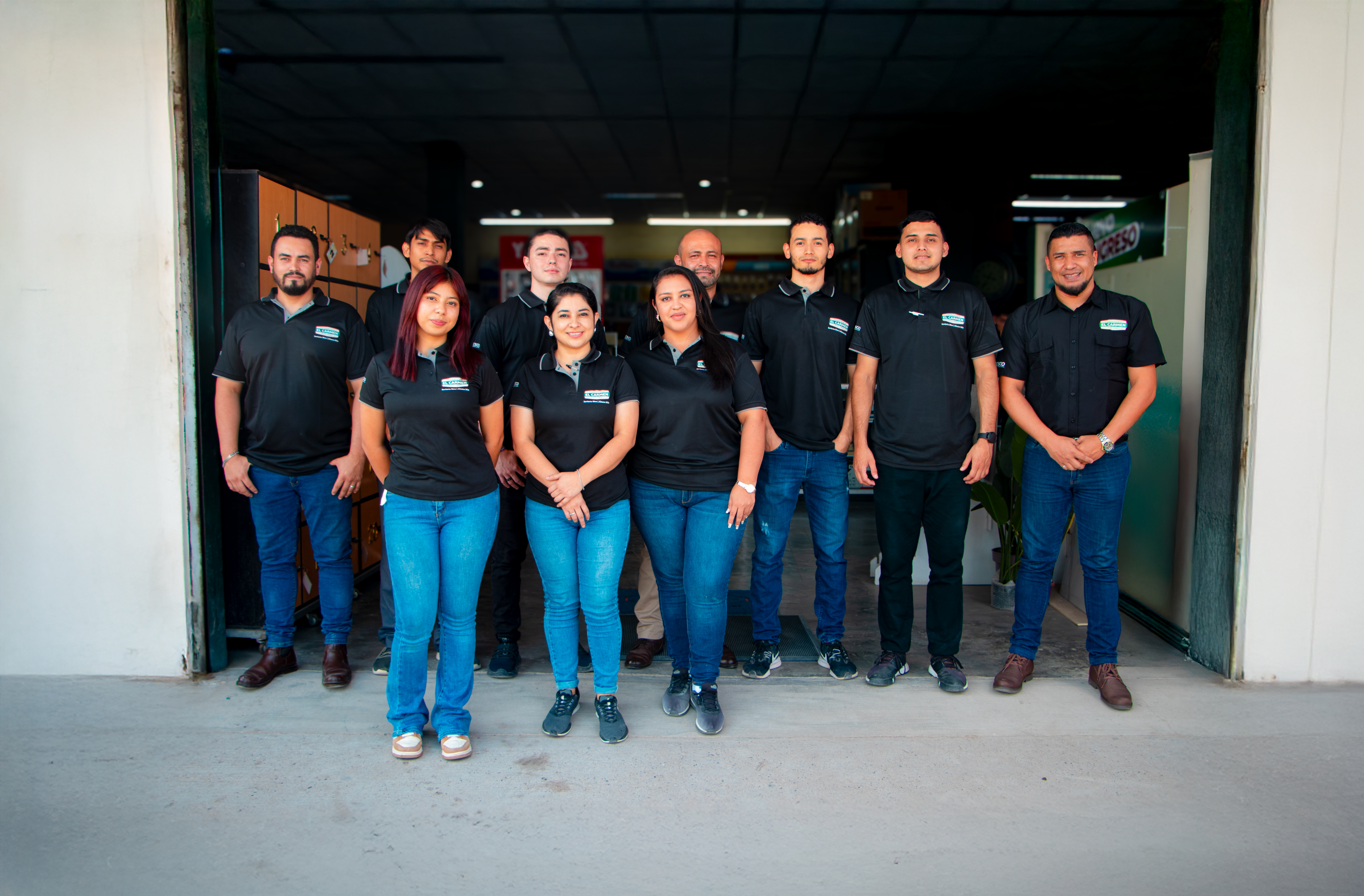 Personal de Ferretería El Carmen